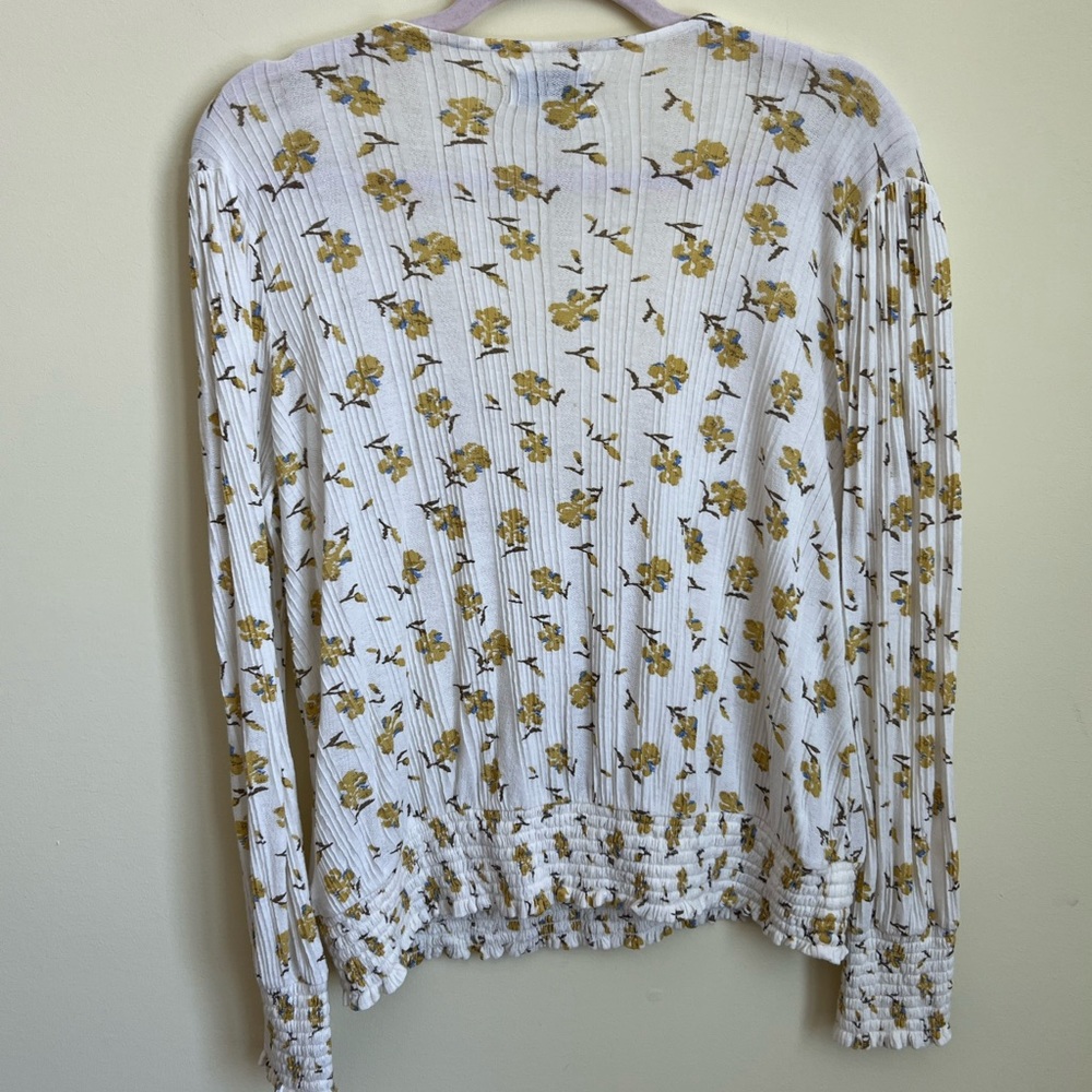 Lucky Brand Wrap Top - Picture 4 of 6